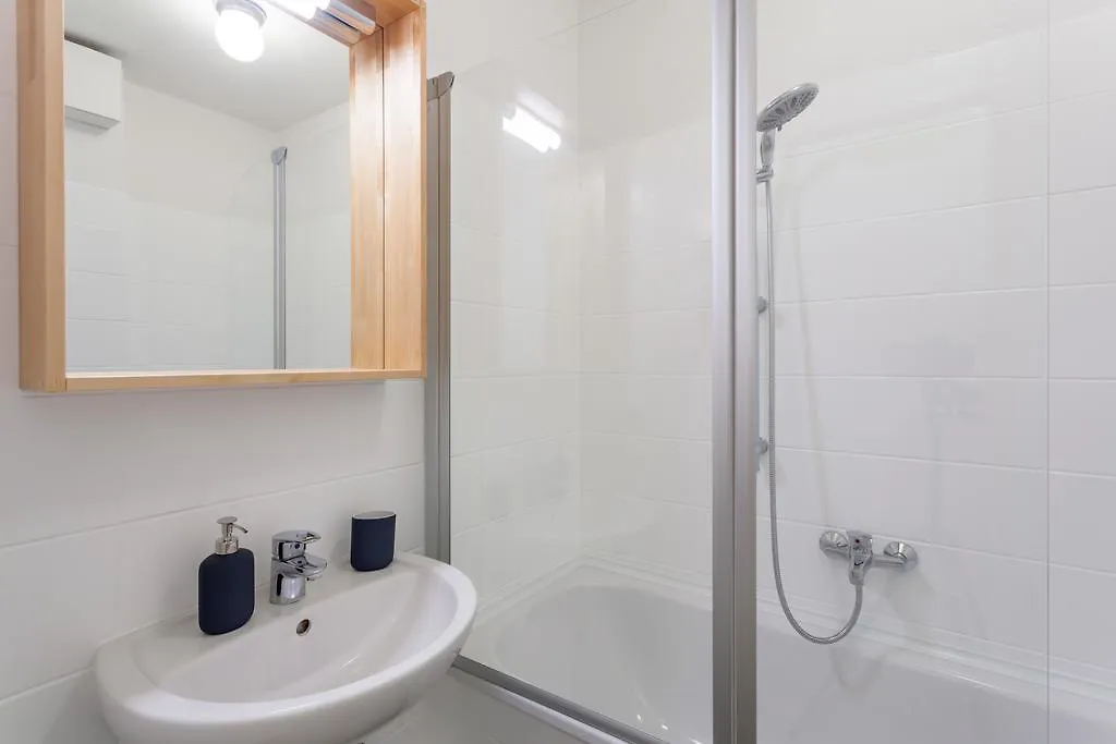 Greatstay Stralauer Allee 17C Berlin Apartment